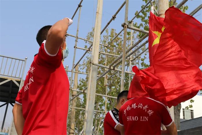 1586153596405764.jpg 04.jpg