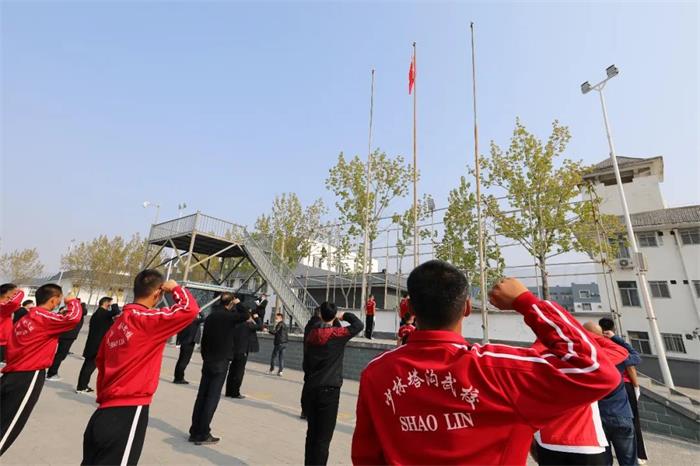 1586153604488354.jpg 05.jpg