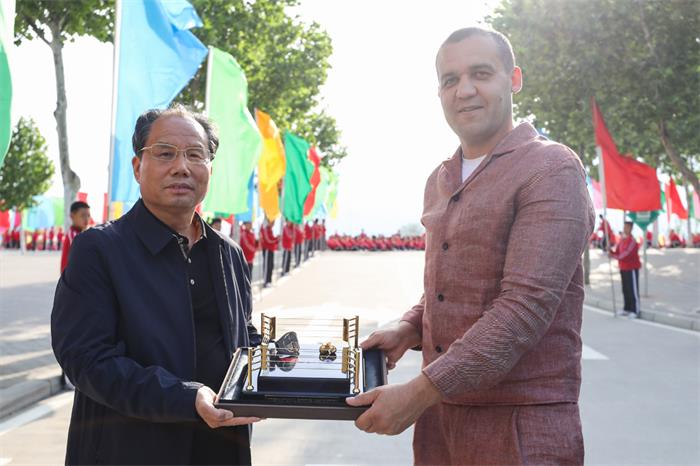 /content/202304/8b25cd767c0244b7a9f9b3bcb981b254.jpg 微信图片_20230427093846.jpg