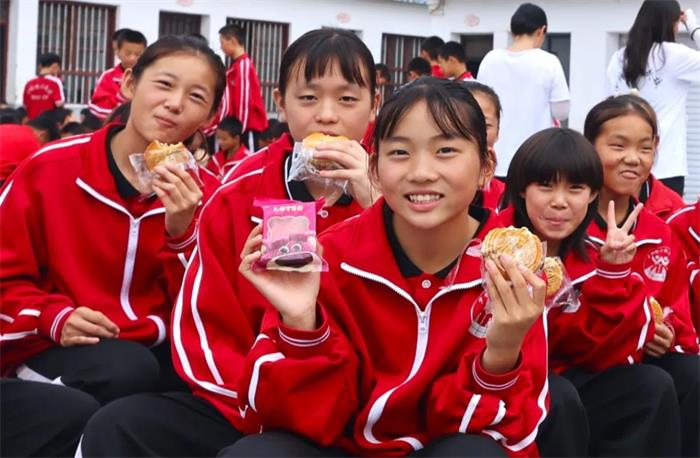 /content/202409/5ed00e43f38820607eca12a30130933e.jpg 640.jpg