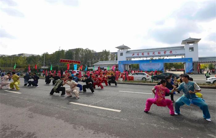 /content/202410/86012c2d1963007636539ee912b1e002.jpg 640 (6).jpg