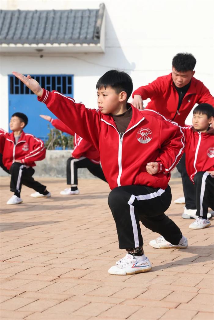 /content/202503/f73a6d036029582a1bd219a9e843f8a2.jpg 640 (2).jpg